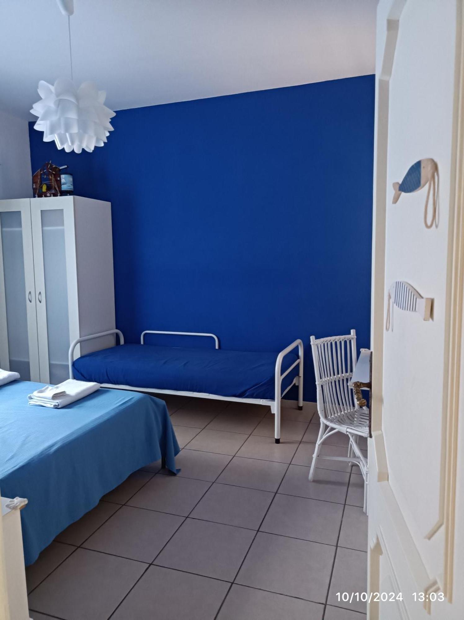 Travel And Living Hotel Trani Buitenkant foto