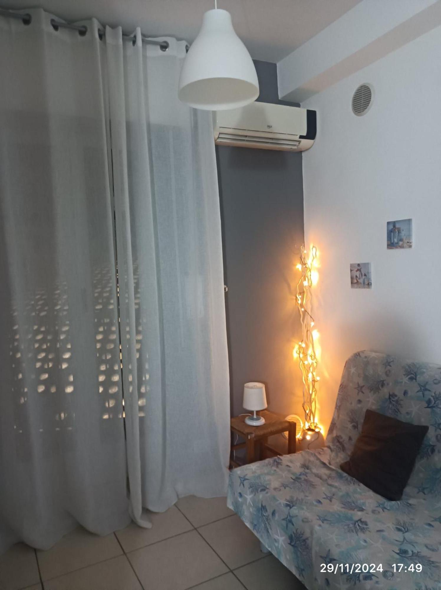 Travel And Living Hotel Trani Buitenkant foto