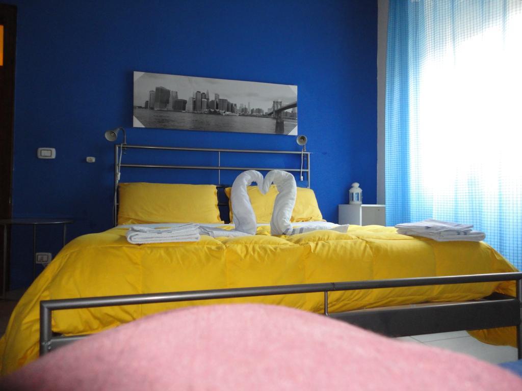 Travel And Living Hotel Trani Buitenkant foto