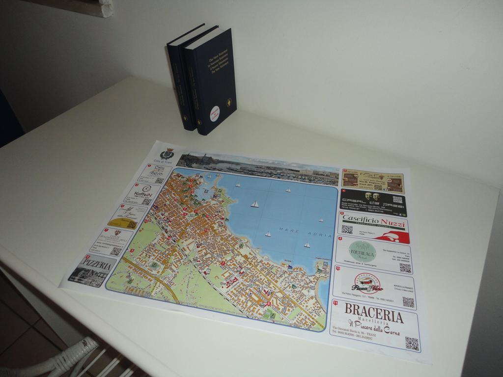 Travel And Living Hotel Trani Buitenkant foto