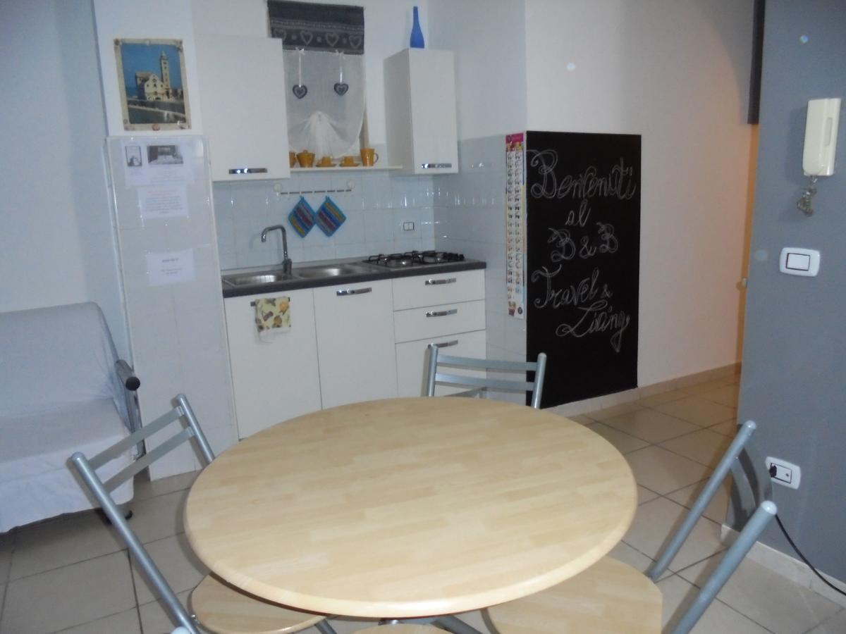 Travel And Living Hotel Trani Buitenkant foto