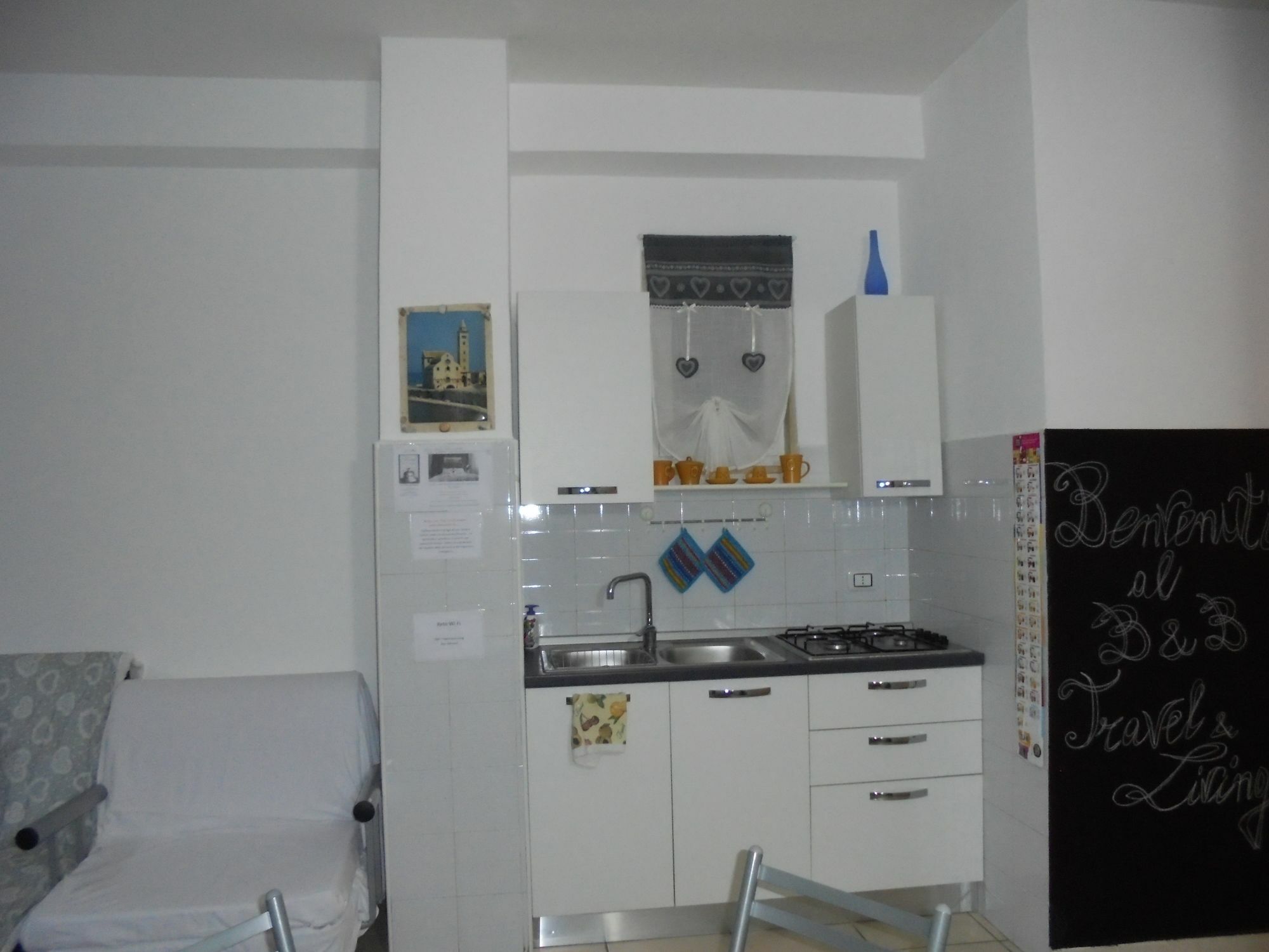 Travel And Living Hotel Trani Buitenkant foto